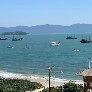 https://beira-mar-praia-da-cachoeira-florianopolis.santa-catarina-brasil.com