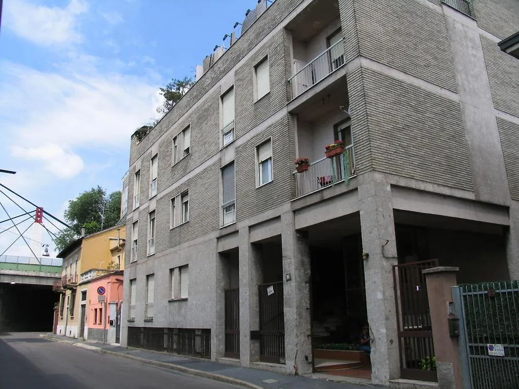 Stephenson Apartment Milano 0*,  Italien